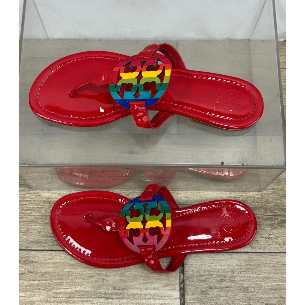 Tory Burch Miller Rainbow Logo Red Patent Leather Flip Flops Sandals - Picture 2 of 11